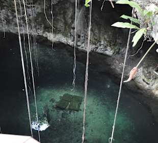 Cenote Maya