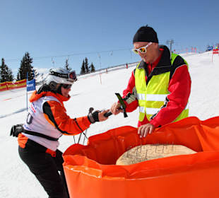 Happy Power Lady Race