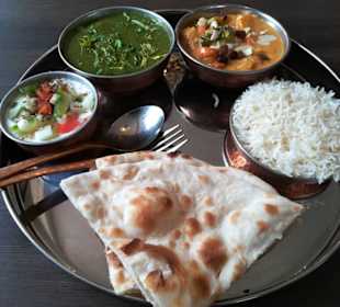 Thali vegetarische Platte