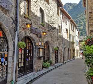Eindrücke aus der Altstadt von Villefranche