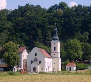 Kirche von Halbmeile