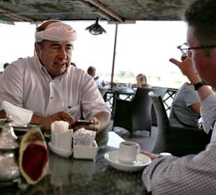 Guide Elias im Cafe am Creek