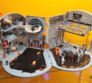 Exponate des Deutschen Spielzeugmuseums