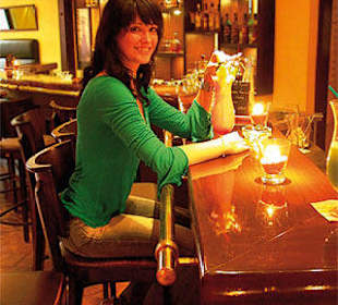 Die gemütliche Bar im Landhotel Burg im Spreewald