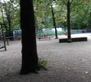 Spielplatz am Chinesischen Turm