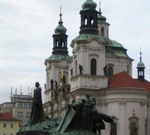 Statue am Altstädter Ring