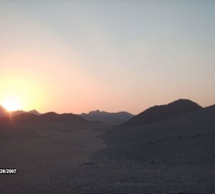 Coucher de soleil dans le désert