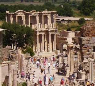 Die Celsus-Biblithek von Ephesus