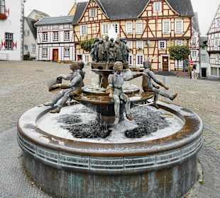 Rathausplatzbrunnen