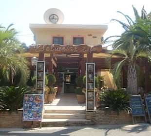 Hotel und Bareingang