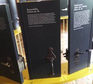 Heimatschutzzentrum in der Villa Patumbah