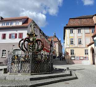 Schöner Brunnen - Kaiser Karls VI Säule