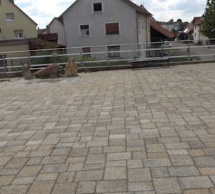 Ortsmitte Auingen