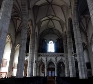 Innere der Stadtpfarrkirche