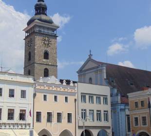 Marktplatz und Schwarzer Turm in České Budějovice 