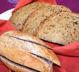 Frisches Landbrot im Comte Godefroy