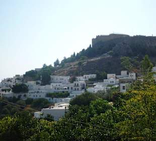 Lindos mit Akropolis