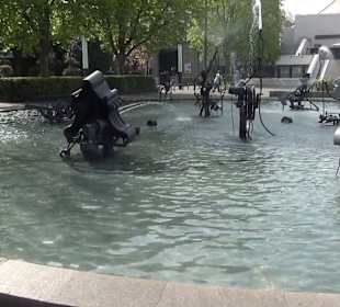 Tinguely-Brunnen