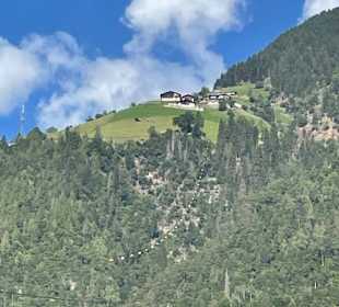 Oben die Bergstation