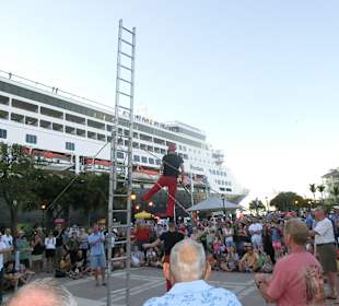 Straßenkünstler am Pier
