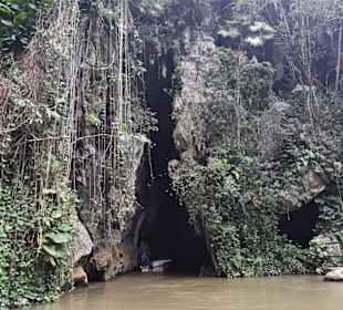 Höhle