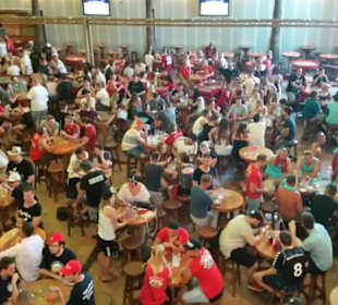 Parystimmung im Bierkönig