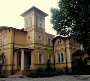 Pałacyk za Placem Konstytucji