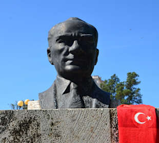 Atatürk 