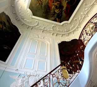 Aufgang zum ersten Stockwerk