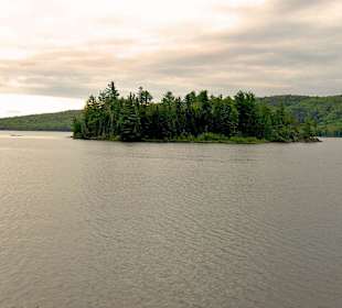Algonquin Provincial Park, Lake of Two Rivers.