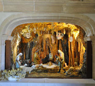 Ganzjährig aufgebaute Weihnachtskrippe