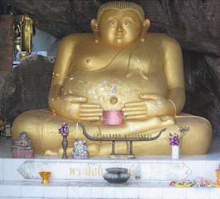Wat Tham Klong Pen