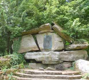 Das Sisi-Denkmal am Altenberg