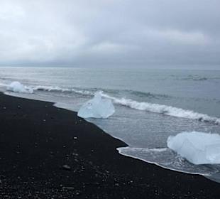 Jokulsarlon Iceland glacier lagoon beach