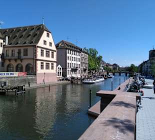 Rundfahrt auf der Ill