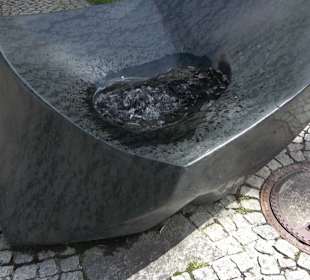 Dorfbrunnen an der Kirche Bittelbronn