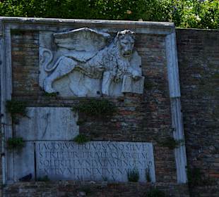 Relief am Fluß