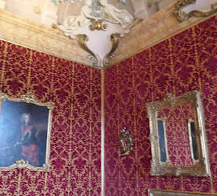 Bei der Führung durch das Residenzschloss Rastatt