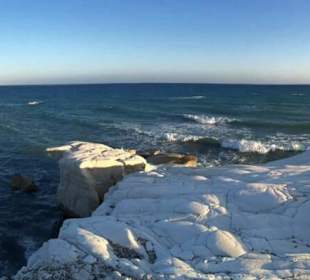 Weisse Felsen beim nahe gelegenen Governorsbeach