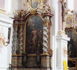 Seitenaltäre der Klosterkirche