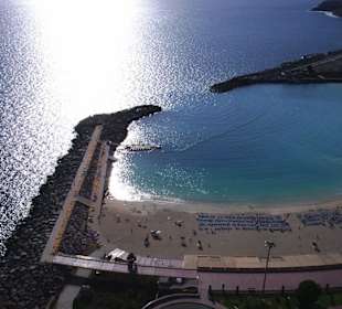 Playa Amadores am Abend