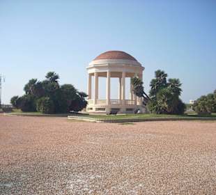 Terrazza mascagni, il gazebo