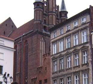 Torun: Altstadt, dahinter Marienkirche