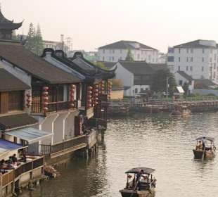 Blick von der Brücke zur Freilassung