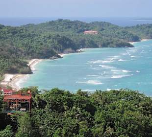 Lapuz Lapuz Beach / Fairways