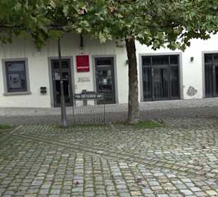 Bronzeskulptur „Innerhalb eines Augenblicks“