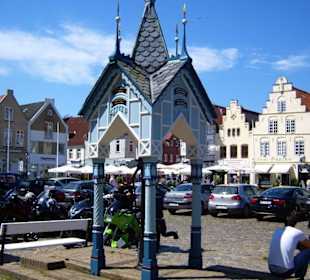 Ein Rundgang durch die "Rosenstadt" im Sommer 