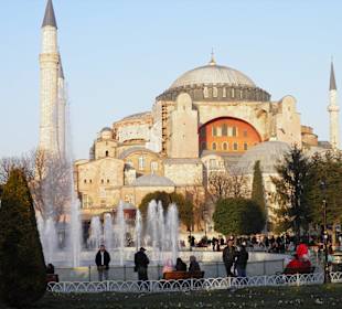 Haghia Sophia in the Morning sun