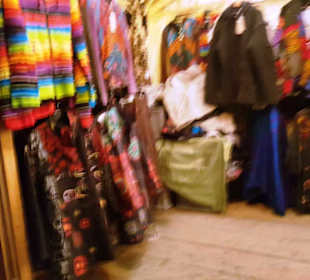 Kleidung verschieden