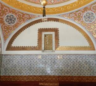 Стамбул. Во дворце султана.